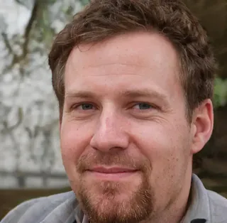 Olof Abrahamsson – expert en machines à sous et auteur sur pirots.fr
